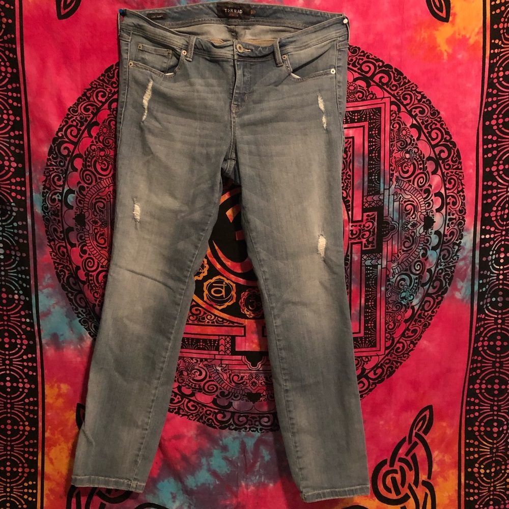 NWOT 16R plus size Torrid light wash skinny jeans